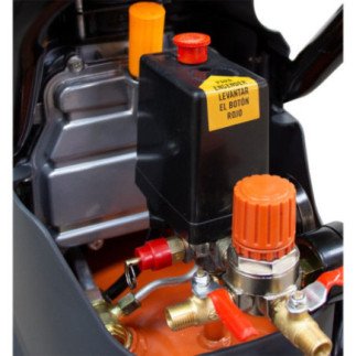 Compresor Direct Drive 24L 2Hp 110/220V Gladiator CE624/120M